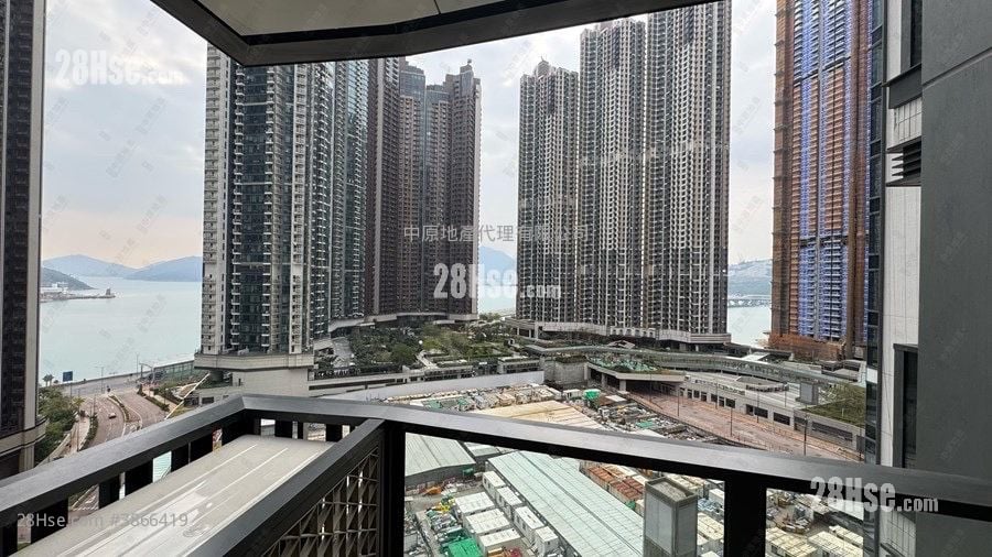 Seasons Place Sell 1 Bedroom , 1 Bathroom 330 ft² ( 30.7 m² )