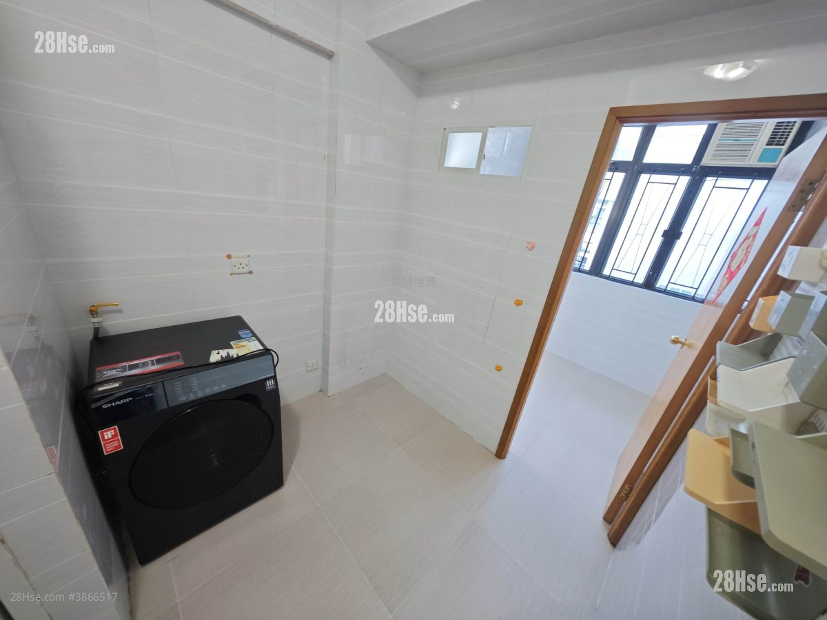Wing Lok Building Rental 1 Bedroom , 1 Bathroom 155 ft² ( 14.4 m² )