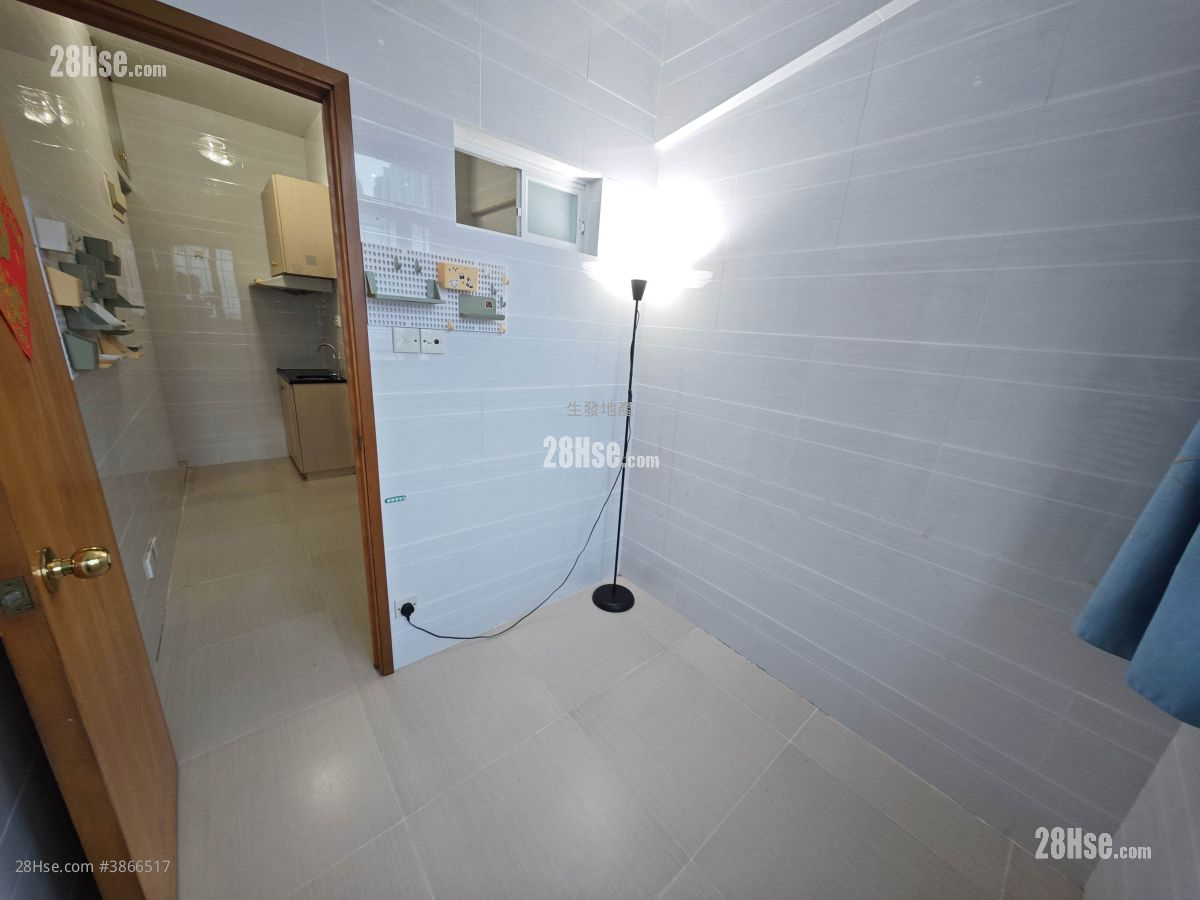 Wing Lok Building Rental 1 Bedroom , 1 Bathroom 155 ft² ( 14.4 m² )