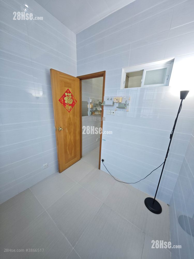 Wing Lok Building Rental 1 Bedroom , 1 Bathroom 155 ft² ( 14.4 m² )
