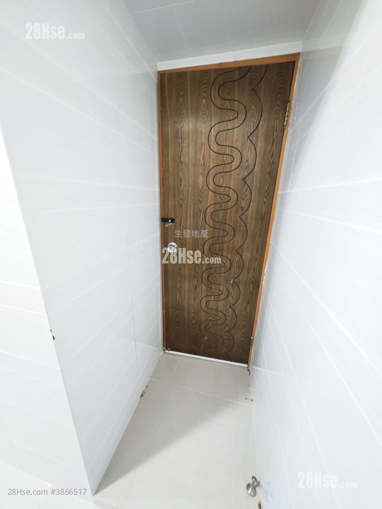 Wing Lok Building Rental 1 Bedroom , 1 Bathroom 155 ft² ( 14.4 m² )