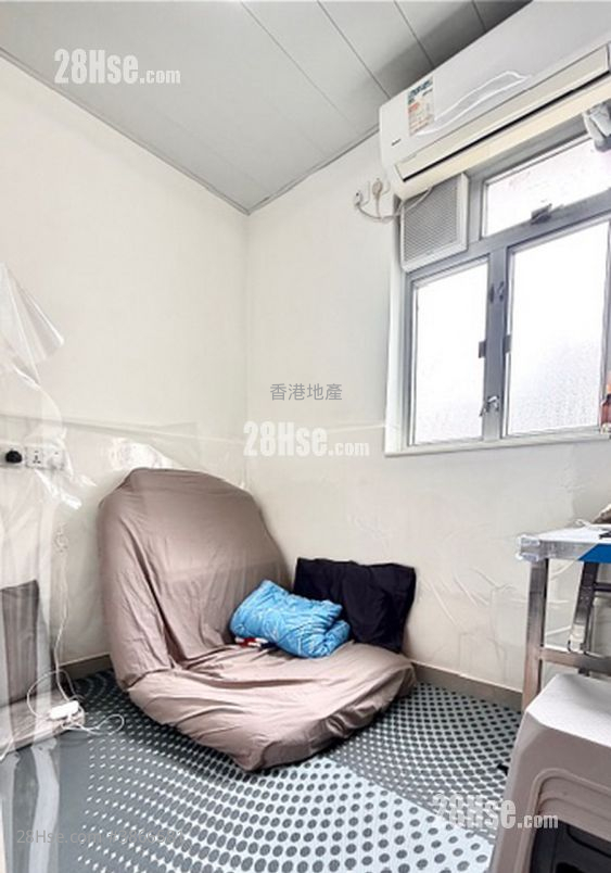 Hung Yip Building Rental 1 Bedroom , 1 Bathroom 310 ft² ( 28.8 m² )
