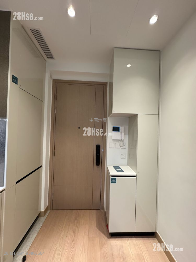 Seasons Place Sell 1 Bedroom 323 ft² ( 30.0 m² )