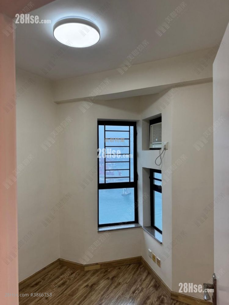 Grand Horizon Sell 2 Bedrooms 471 ft² ( 43.8 m² )