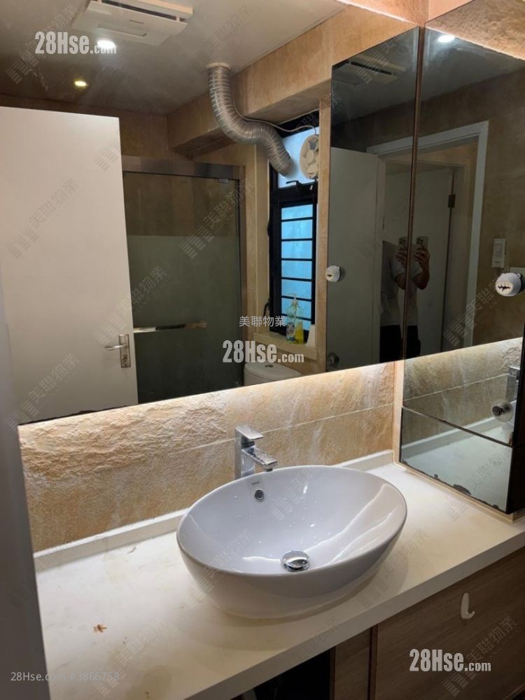 Grand Horizon Sell 2 Bedrooms 471 ft² ( 43.8 m² )
