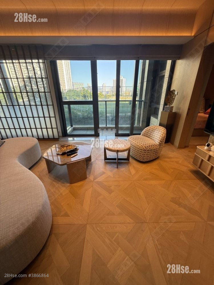 Ultima Rental 4 Bedrooms , 4 Bathrooms 1,311 ft² ( 121.8 m² )