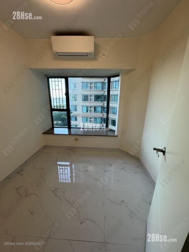 Island Harbourview Sell 3 Bedrooms 786 ft² ( 73.0 m² )