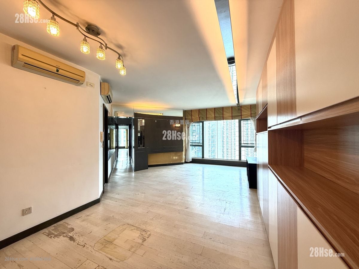 Island Harbourview Sell 3 Bedrooms , 2 Bathrooms 904 ft² ( 84.0 m² )