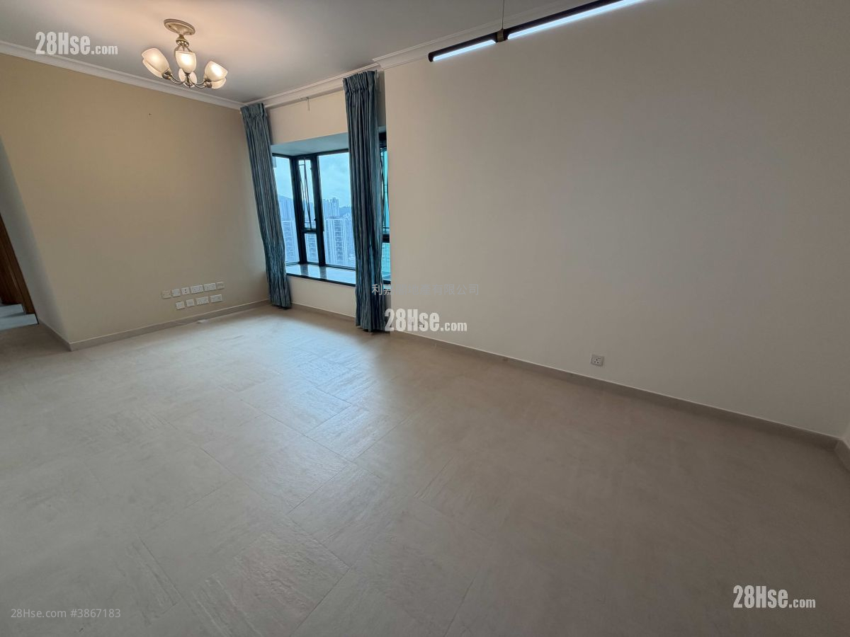 Villa Esplanada Rental 684 ft² ( 63.5 m² )