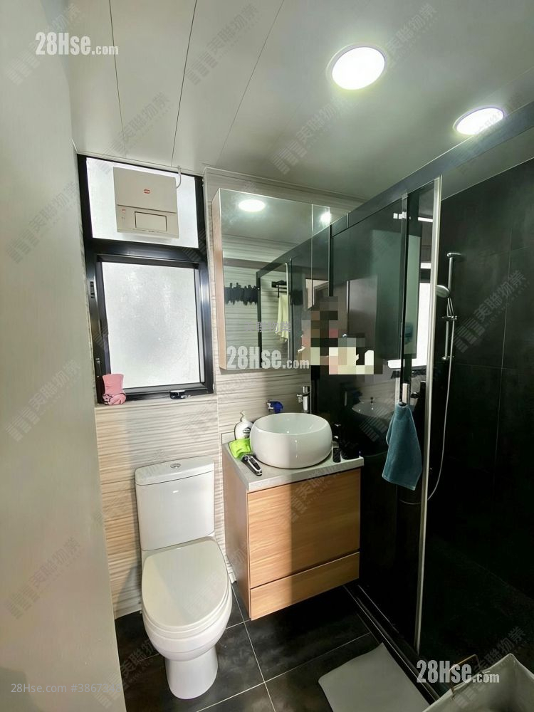 Tai Hing Gardens Sell 2 Bedrooms 419 ft² ( 38.9 m² )