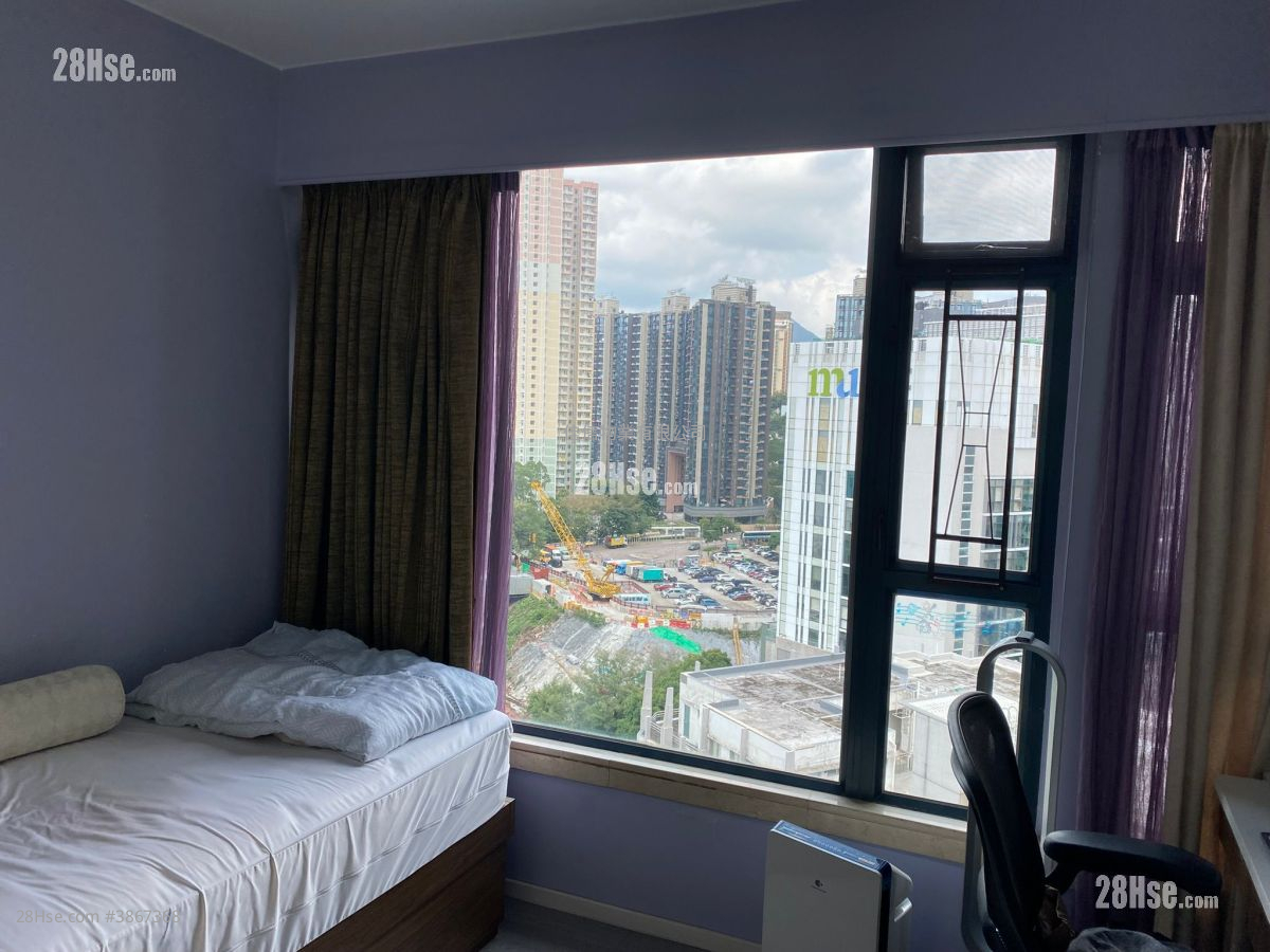 Dragon View Sell 3 Bedrooms , 2 Bathrooms 761 ft² ( 70.7 m² )