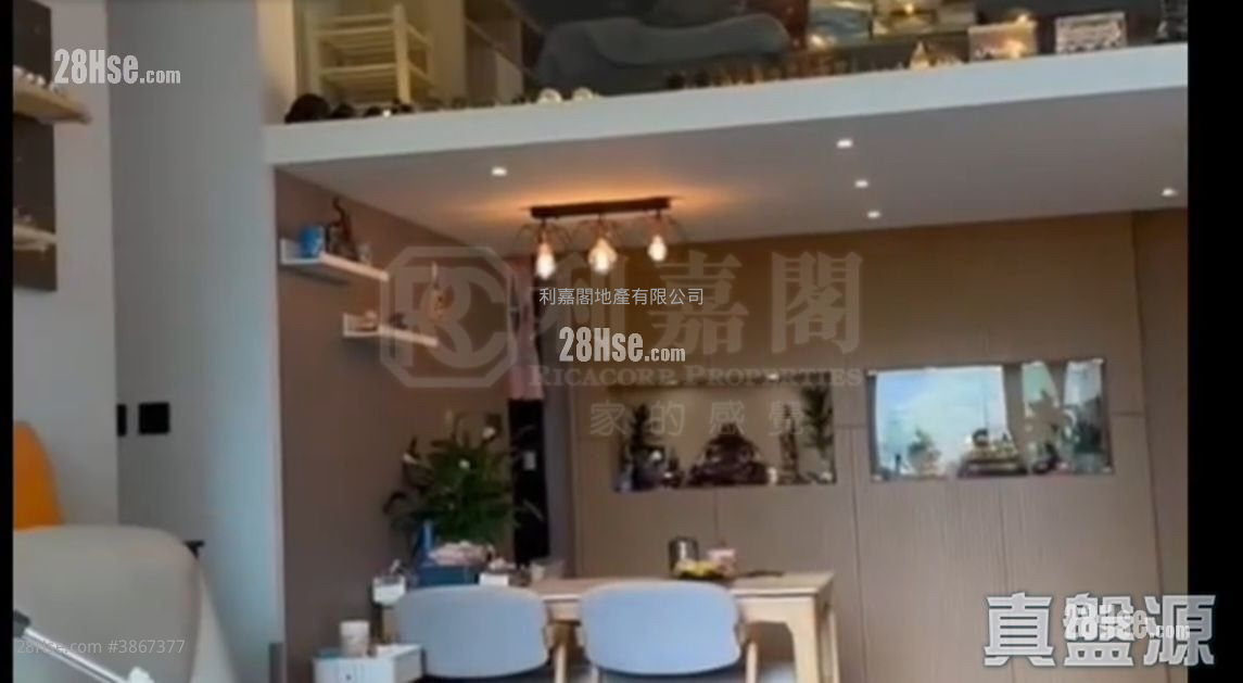 The Cairnhill Sell 3 Bedrooms , 2 Bathrooms 948 ft² ( 88.1 m² )