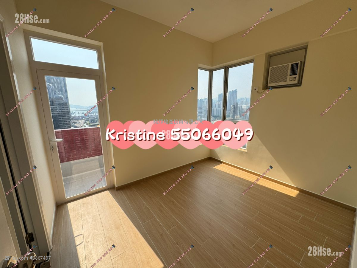 Liberty Mansion Rental 3 Bedrooms , 2 Bathrooms 694 ft² ( 64.5 m² )