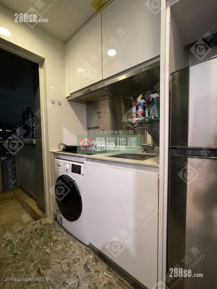 Lime Stardom Sell 1 Bedroom , 1 Bathroom 367 ft² ( 34.1 m² )