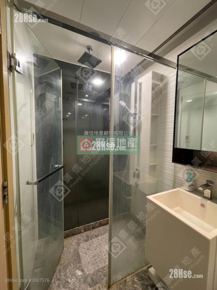 Lime Stardom Sell 1 Bedroom , 1 Bathroom 367 ft² ( 34.1 m² )