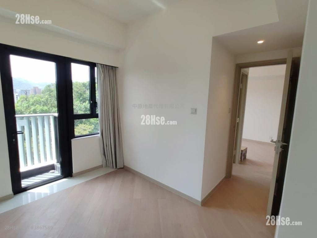 Mount Regency Sell 2 Bedrooms , 1 Bathroom 441 ft² ( 41.0 m² )