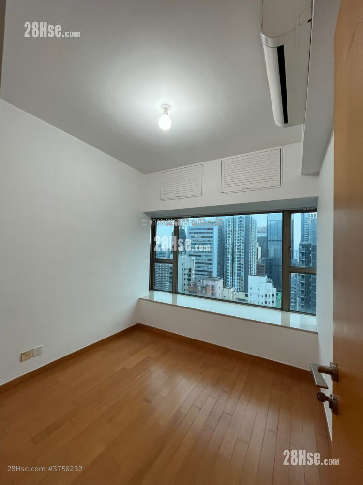 The Zenith Rental 2 Bedrooms , 1 Bathroom 492 ft² ( 45.7 m² )