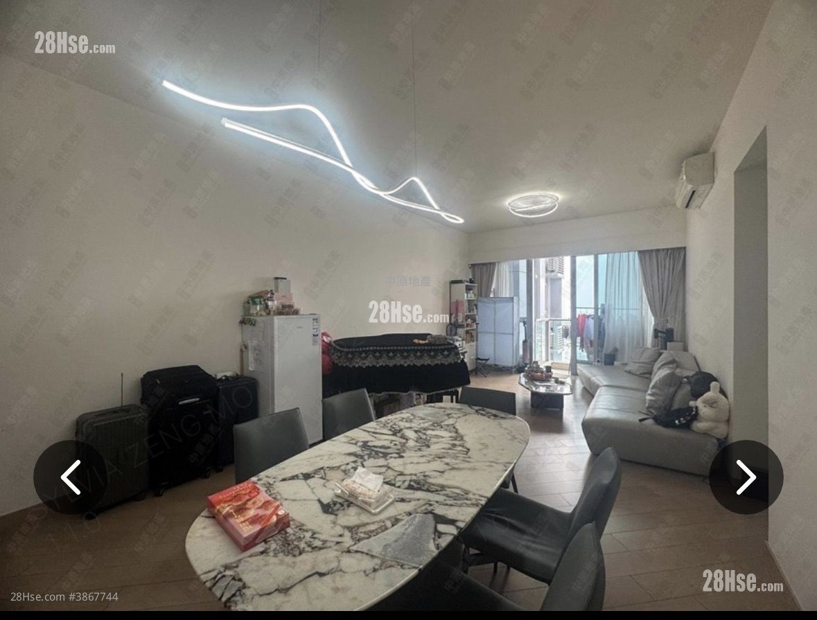 Cullinan West Rental 1,254 ft² ( 116.5 m² )