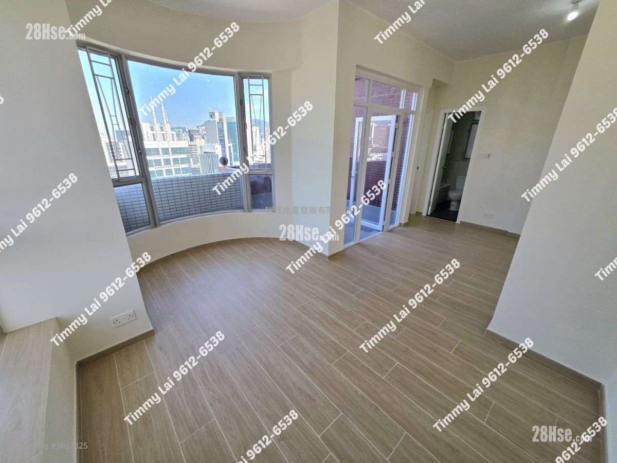 Liberty Mansion Rental 3 Bedrooms , 2 Bathrooms 690 ft² ( 64.1 m² )