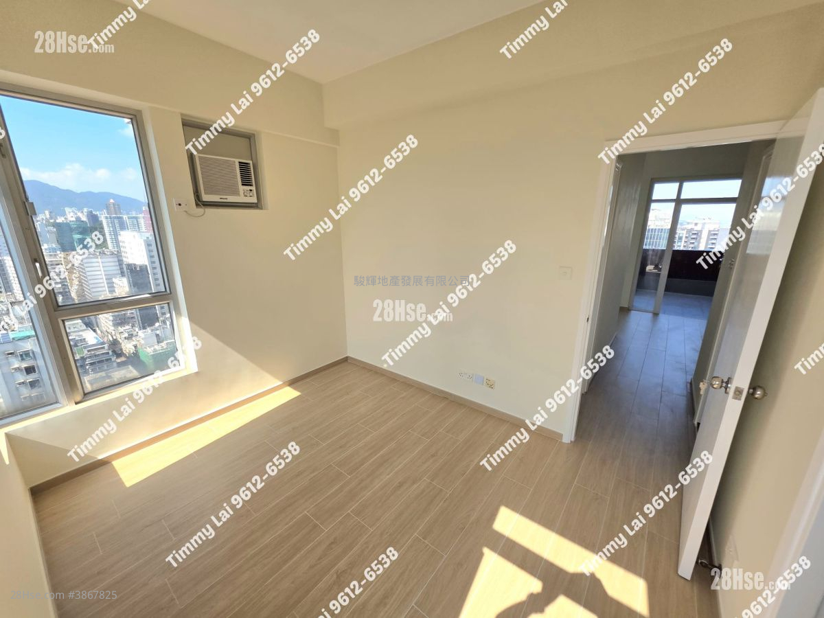Liberty Mansion Rental 3 Bedrooms , 2 Bathrooms 690 ft² ( 64.1 m² )