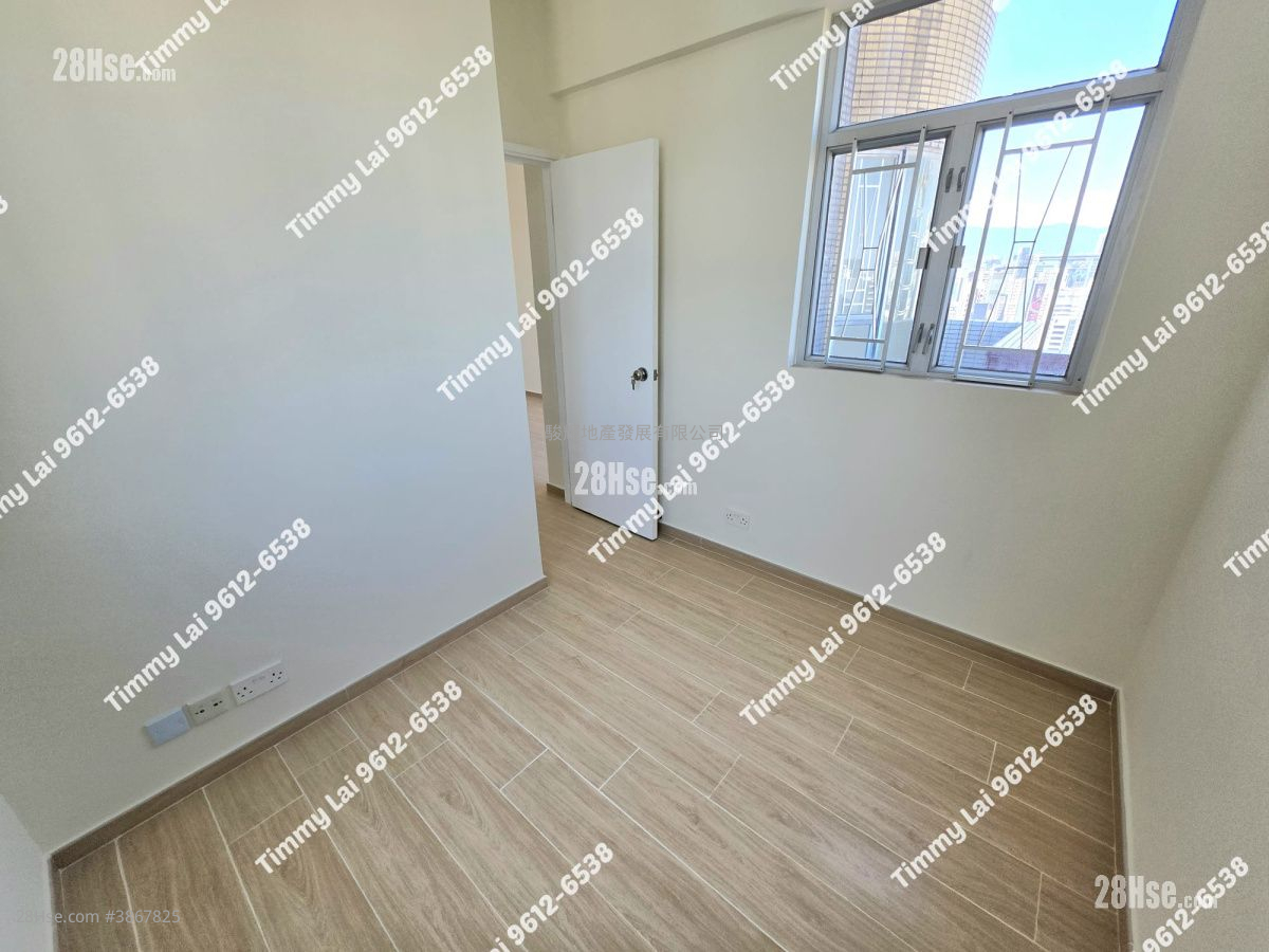 Liberty Mansion Rental 3 Bedrooms , 2 Bathrooms 690 ft² ( 64.1 m² )