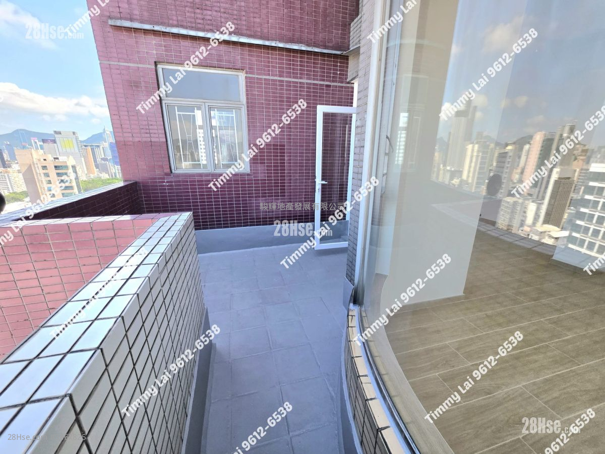 Liberty Mansion Rental 3 Bedrooms , 2 Bathrooms 690 ft² ( 64.1 m² )
