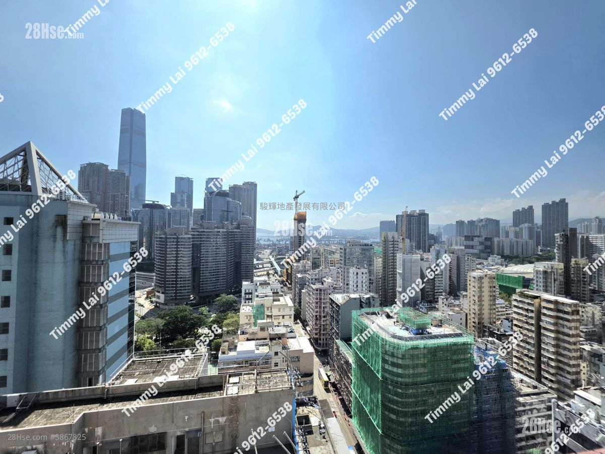 Liberty Mansion Rental 3 Bedrooms , 2 Bathrooms 690 ft² ( 64.1 m² )