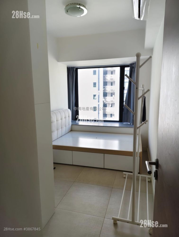 City 18 Rental 2 Bedrooms , 1 Bathroom 429 ft² ( 39.9 m² )