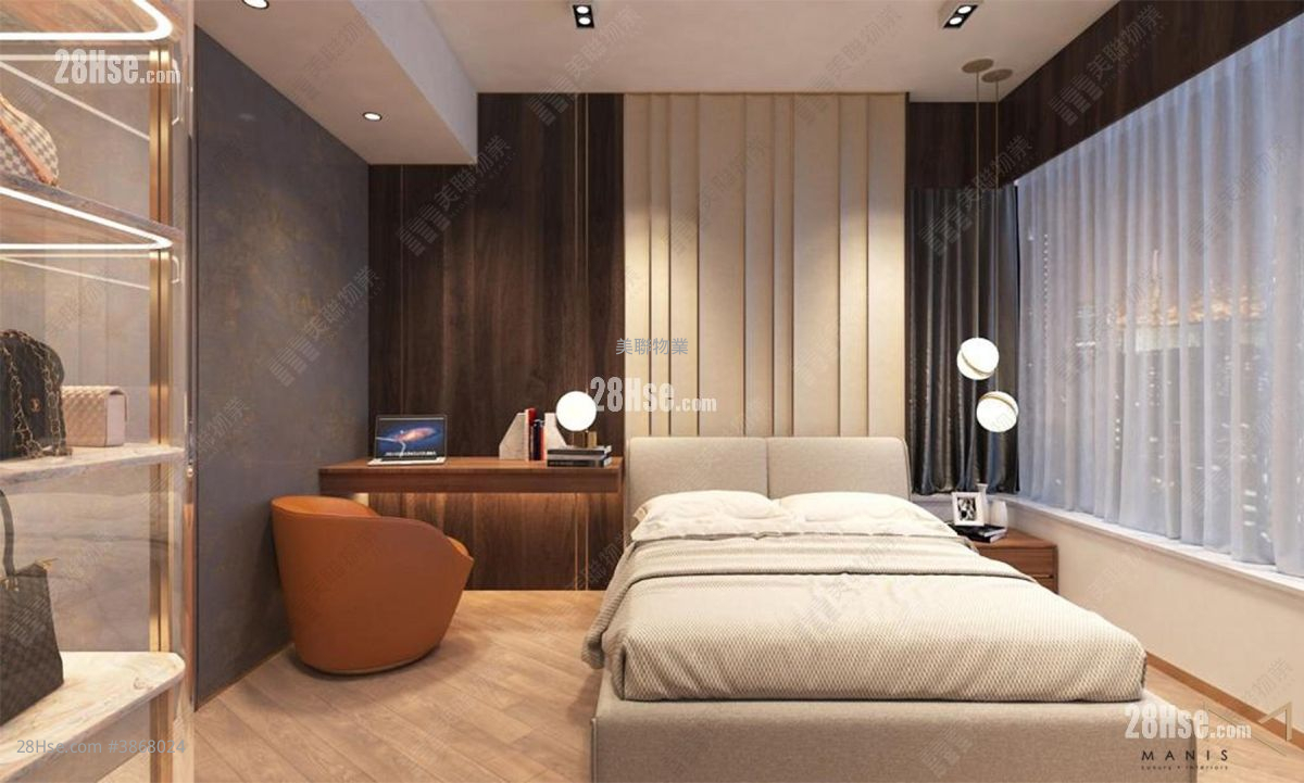 St Martin Sell 3 Bedrooms 836 ft² ( 77.7 m² )