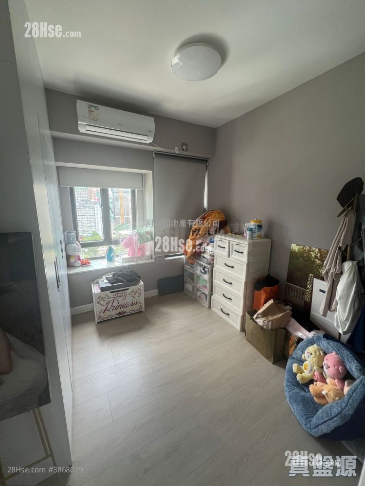Park Towers Sell 2 Bedrooms 949 ft² ( 88.2 m² )