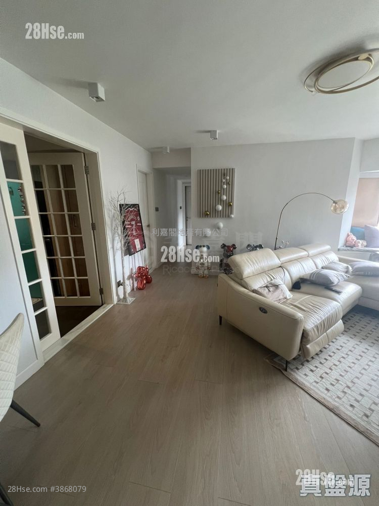 Park Towers Sell 2 Bedrooms 949 ft² ( 88.2 m² )