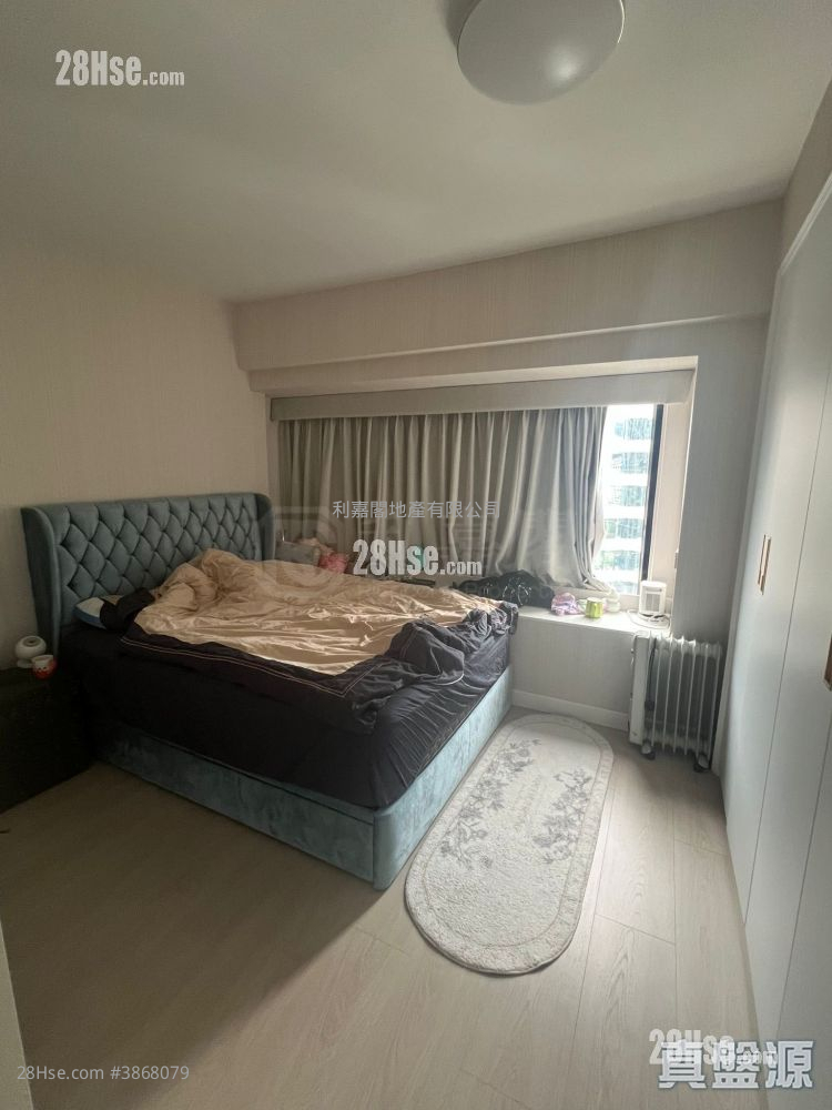 Park Towers Sell 2 Bedrooms 949 ft² ( 88.2 m² )