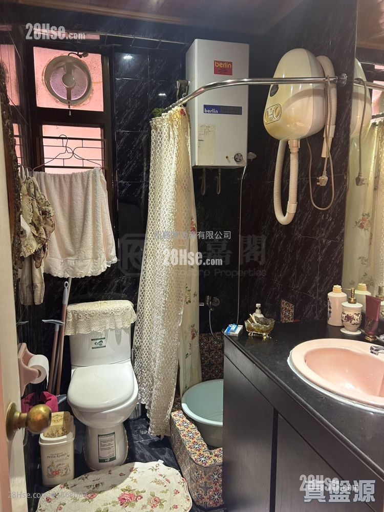 Sunshine Mansion Sell 2 Bedrooms 364 ft² ( 33.8 m² )
