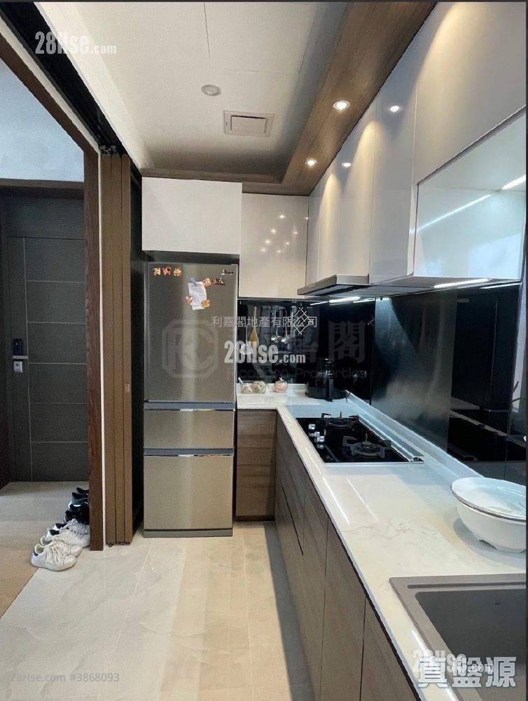 La Place De Victoria Sell 3 Bedrooms 932 ft² ( 86.6 m² )