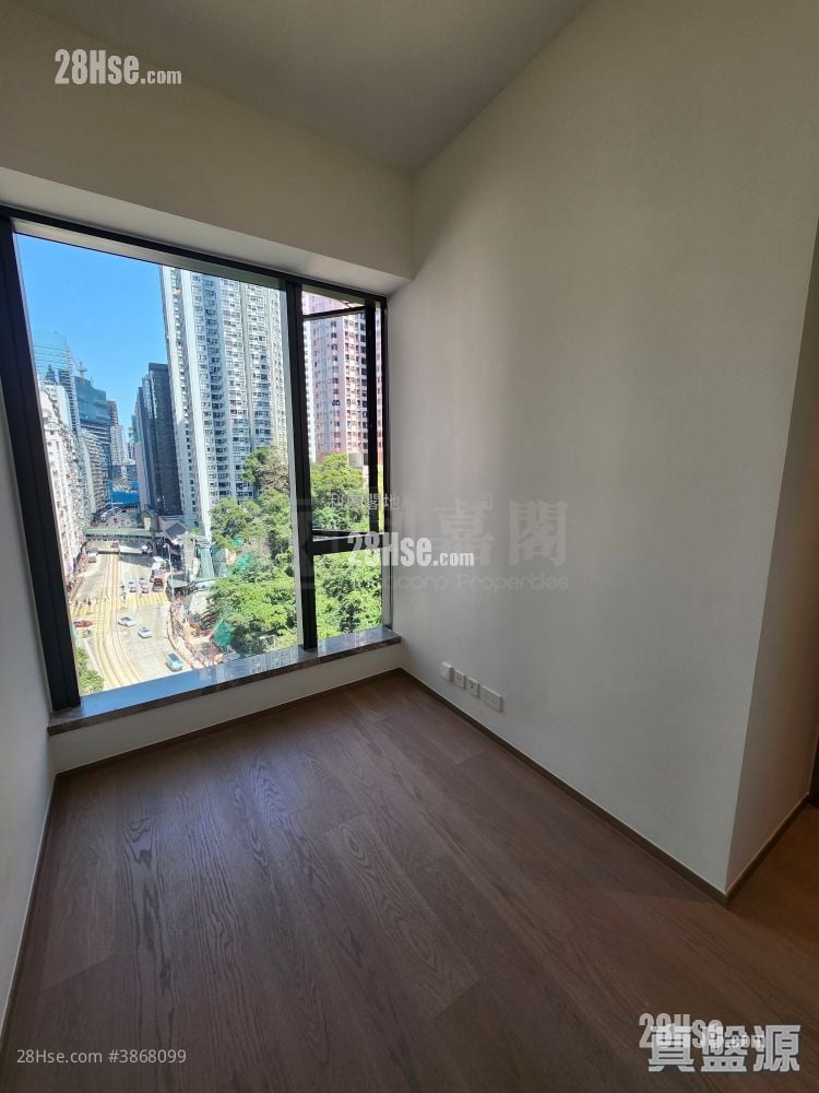 101 Kings Road Sell 2 Bedrooms 434 ft² ( 40.3 m² )