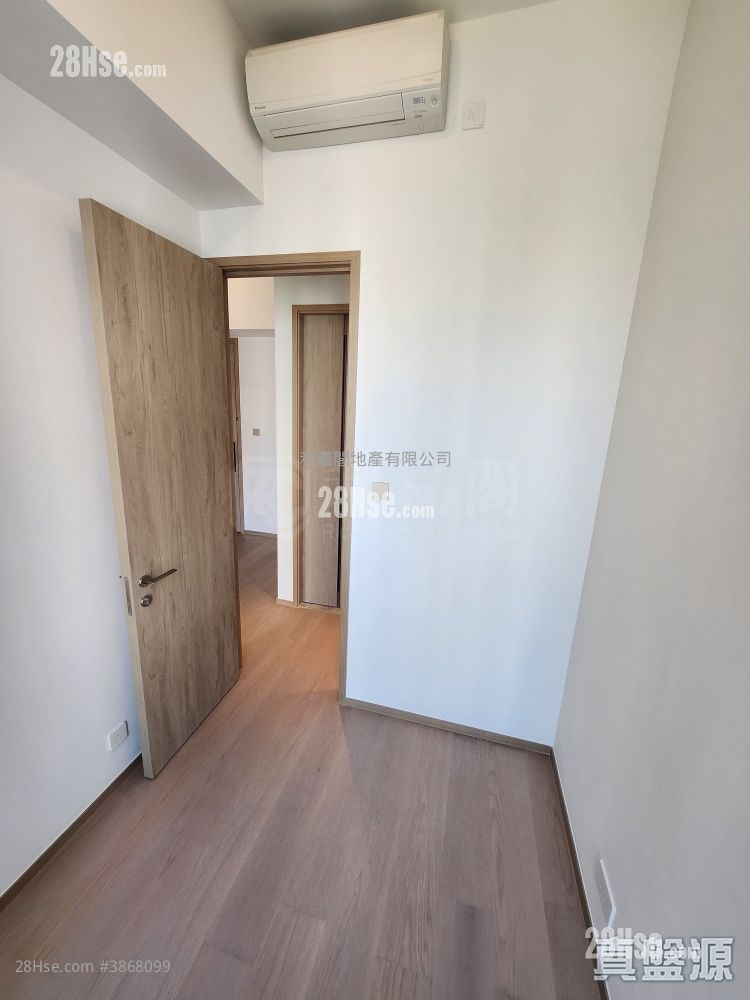 101 Kings Road Sell 2 Bedrooms 434 ft² ( 40.3 m² )