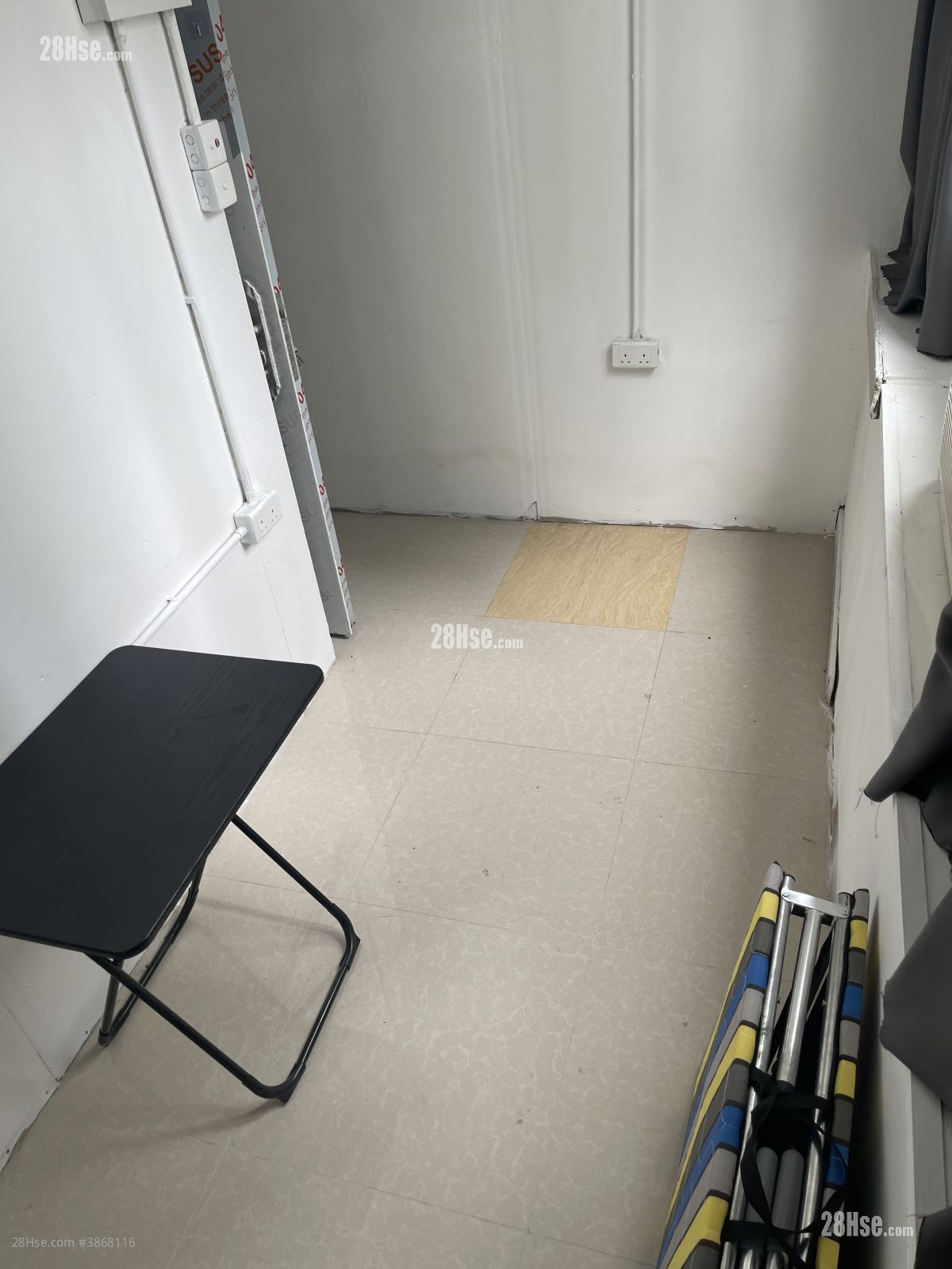 Wing Chai Industrial Building Rental 1 Bedroom , 1 Toilet 65 ft² ( 6.0 m² )