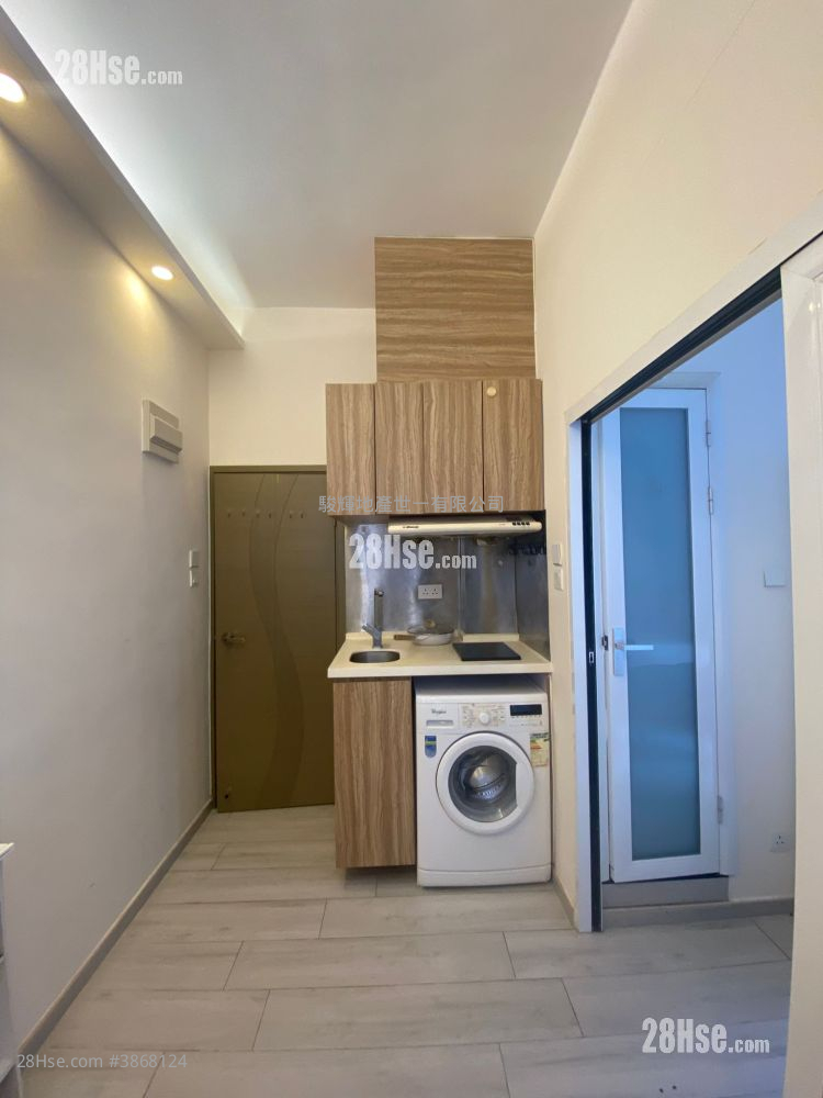 Ocean View Court Rental 190 ft² ( 17.7 m² )