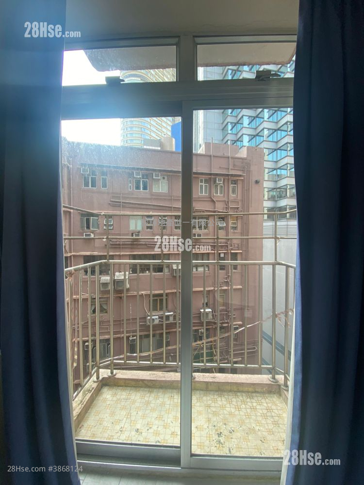 Ocean View Court Rental 190 ft² ( 17.7 m² )