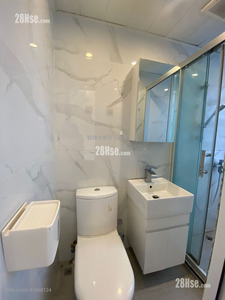 Ocean View Court Rental 190 ft² ( 17.7 m² )
