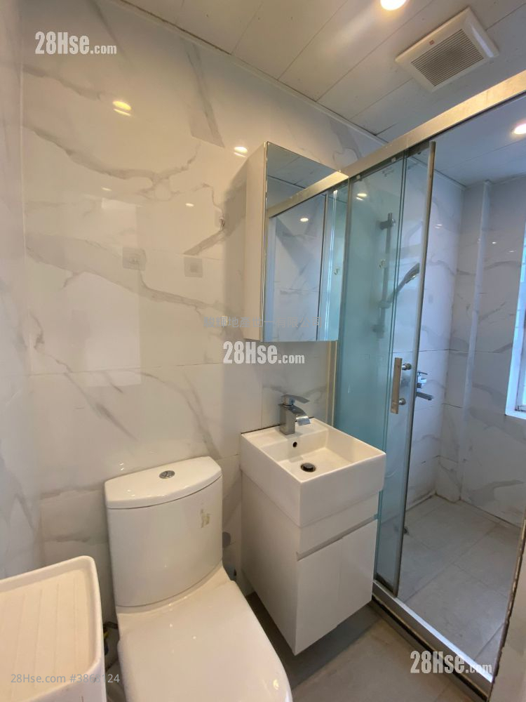 Ocean View Court Rental 190 ft² ( 17.7 m² )