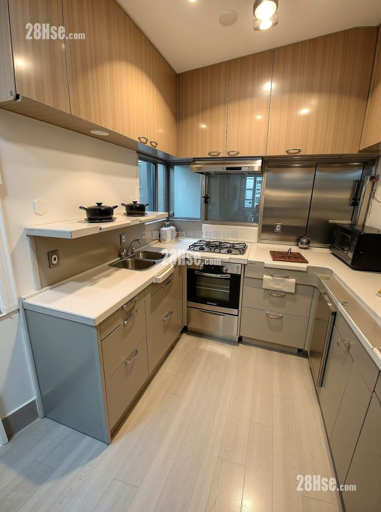 Tai Hing Gardens Sell 2 Bedrooms , 1 Bathroom 419 ft² ( 38.9 m² )