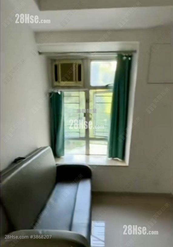 Kam Fung Garden Sell 2 Bedrooms , 1 Bathroom 339 ft² ( 31.5 m² )
