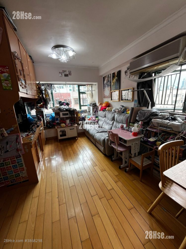 Horae Place Sell 2 Bedrooms , 1 Bathroom 424 ft² ( 39.4 m² )