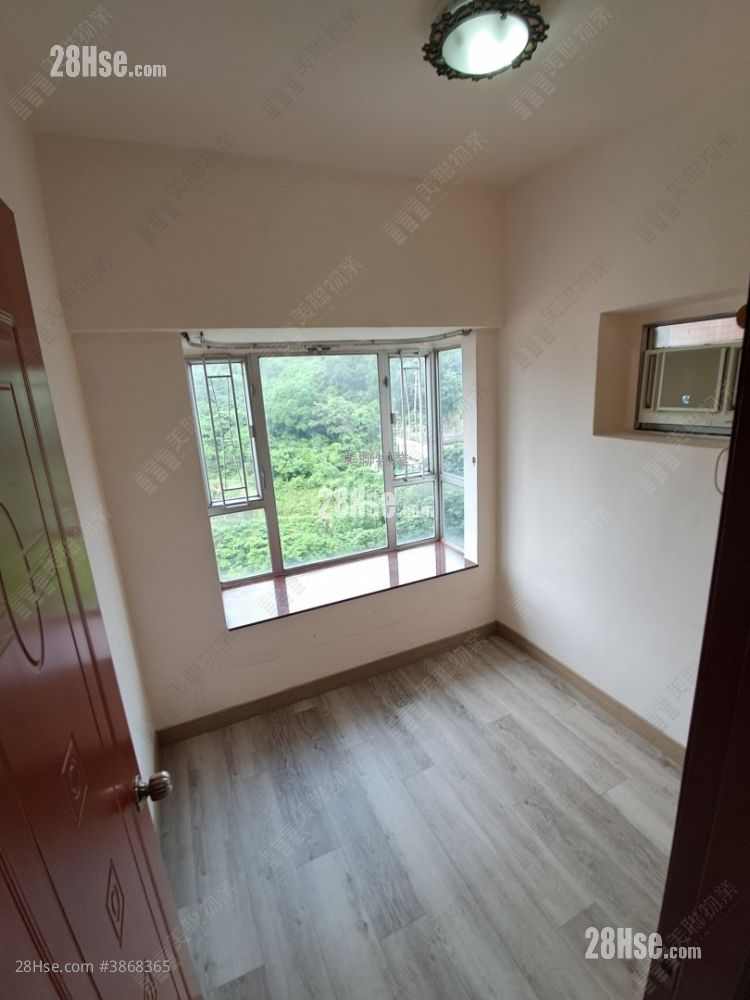 Tuen Mun Town Plaza Rental 2 Bedrooms , 1 Bathroom 392 ft² ( 36.4 m² )