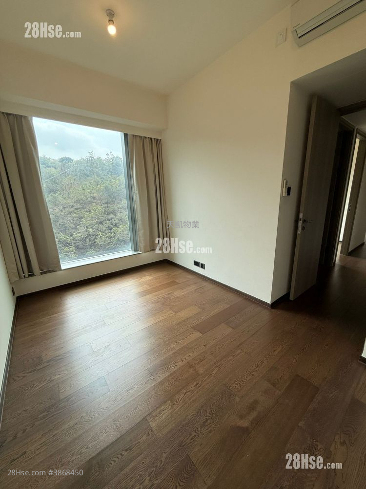 Le Pont Rental 755 ft² ( 70.1 m² )