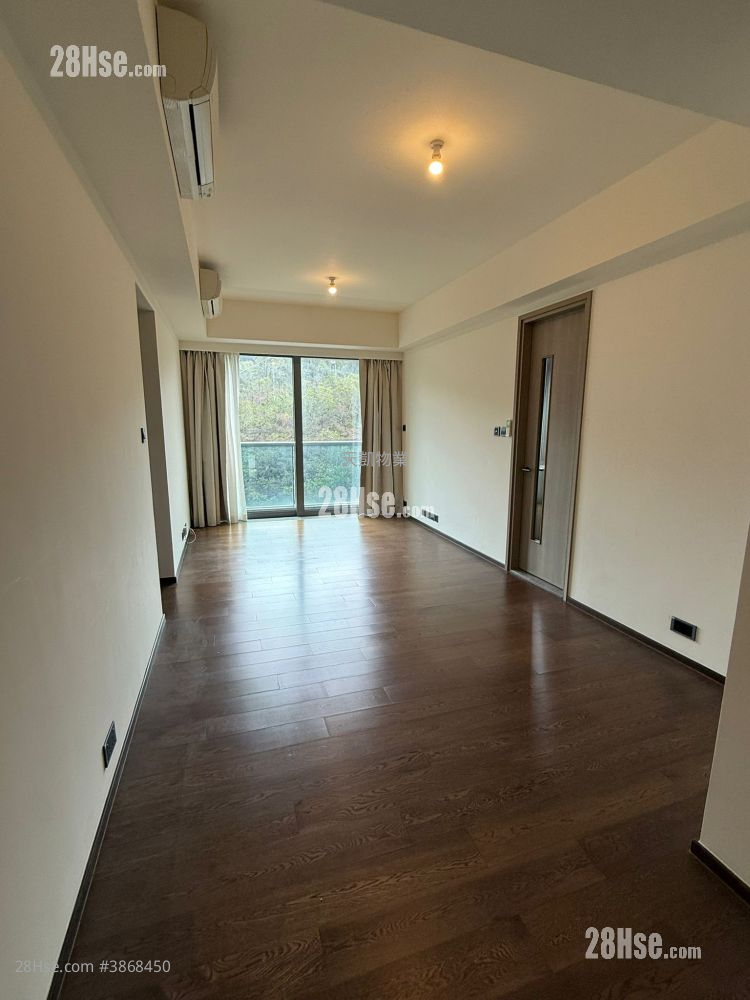 Le Pont Rental 755 ft² ( 70.1 m² )