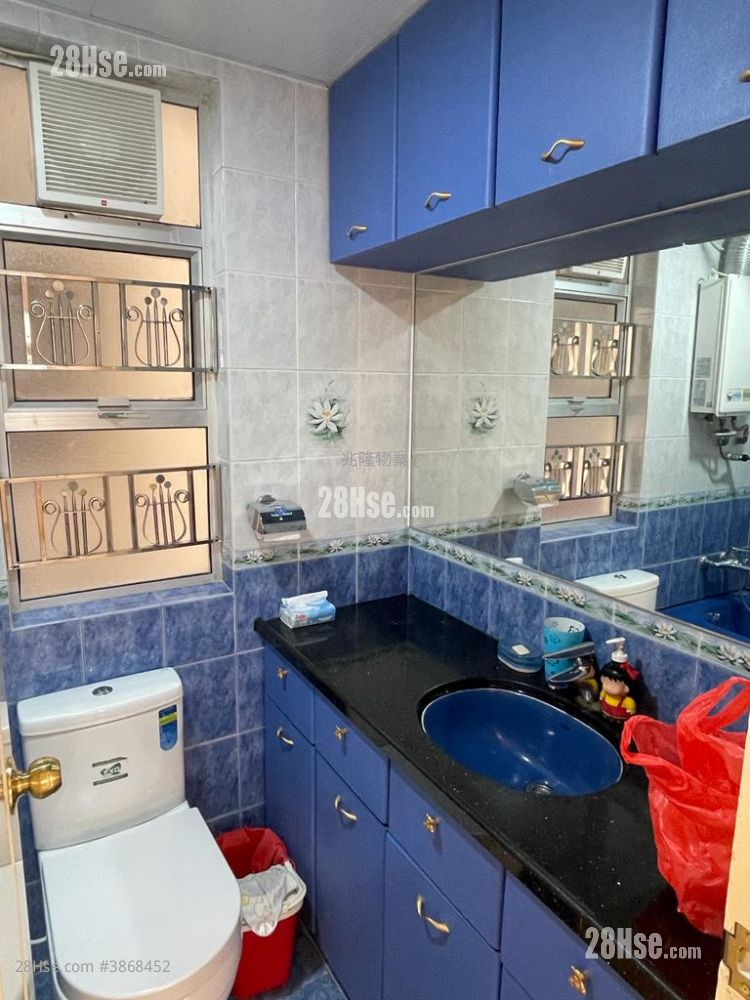 Bedford Gardens Rental 3 Bedrooms , 1 Bathroom 597 ft² ( 55.5 m² )