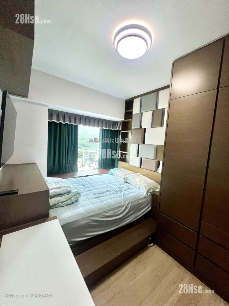 master room: Bellagio Sell 2 Bedrooms , 1 Bathroom 524 ft² ( 48.7 m² )