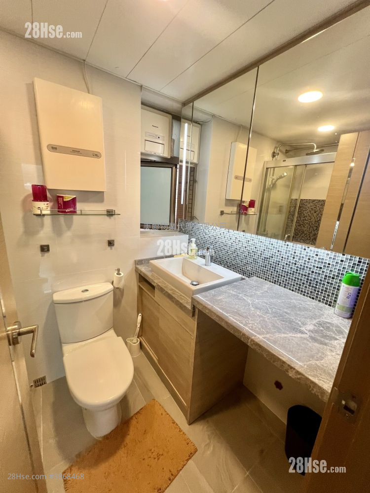 bathroom: Bellagio Sell 2 Bedrooms , 1 Bathroom 524 ft² ( 48.7 m² )